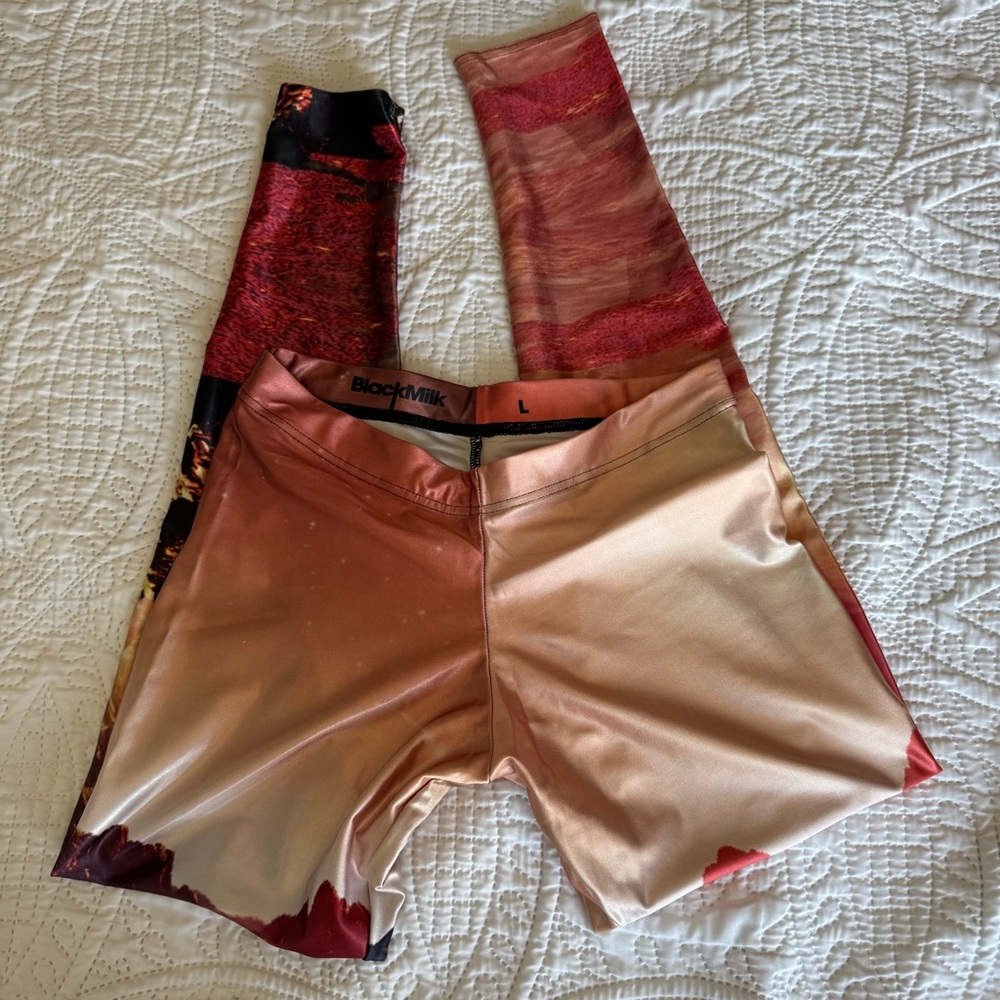 BlackMilk Mountains of Mars Leggings